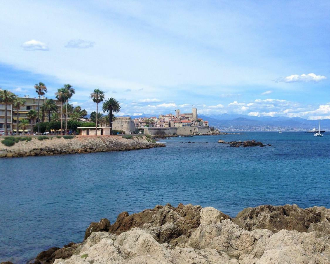 Apartmán Roi Chevalier Antibes Exteriér fotografie