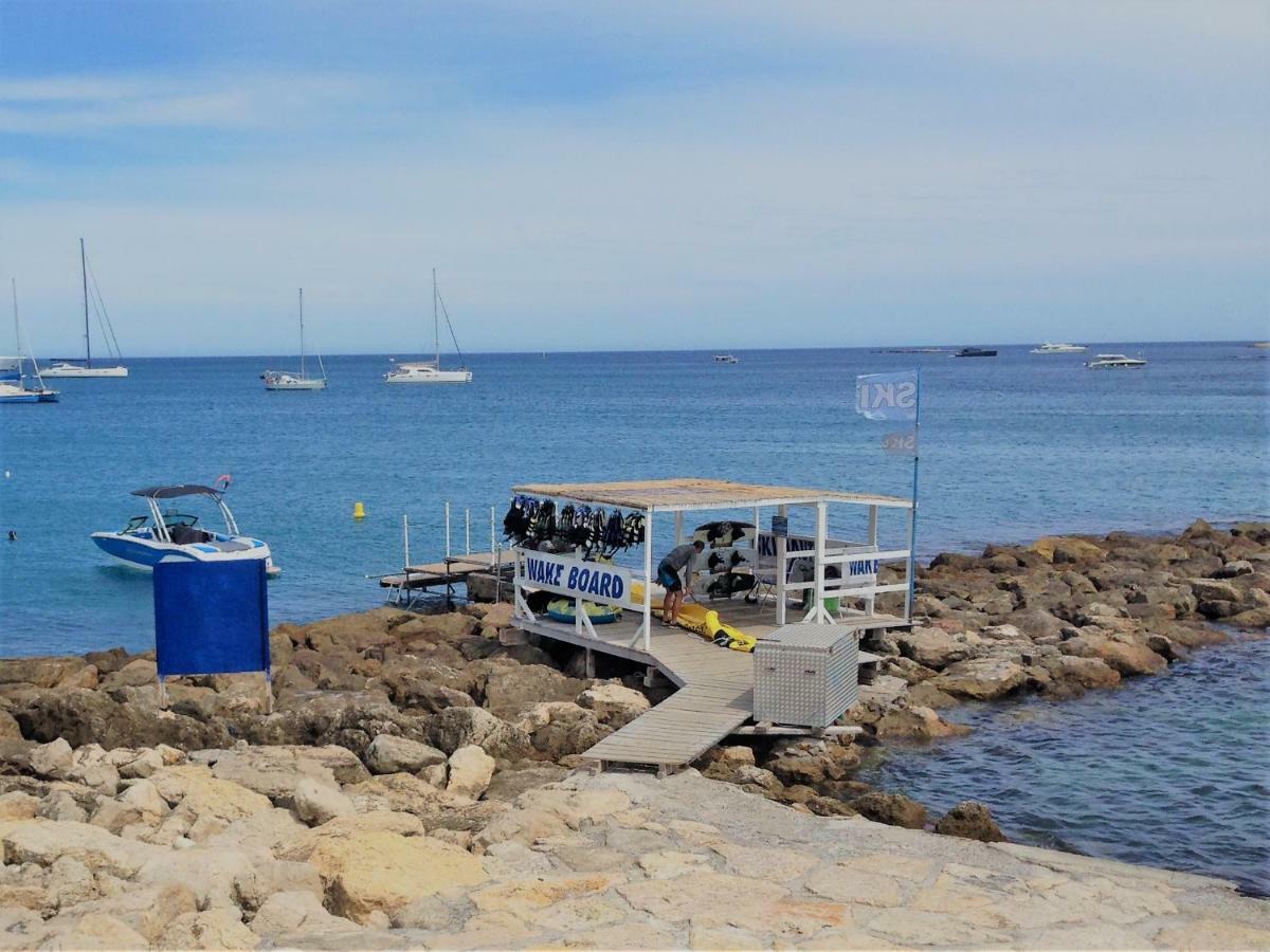 Apartmán Roi Chevalier Antibes Exteriér fotografie