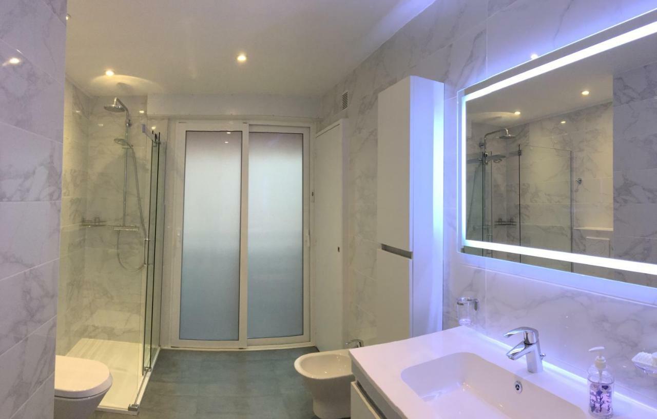 Apartmán Roi Chevalier Antibes Exteriér fotografie