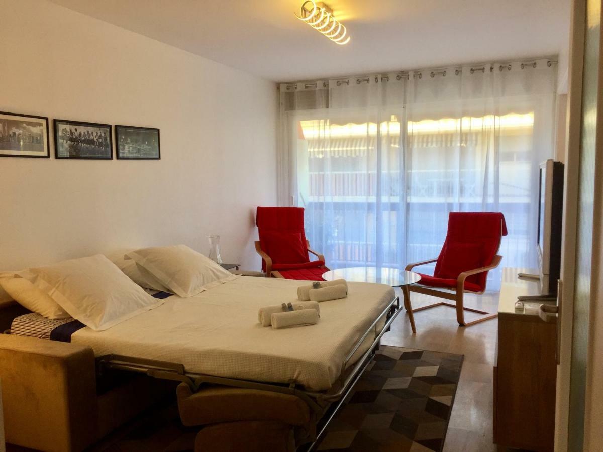 Apartmán Roi Chevalier Antibes Exteriér fotografie
